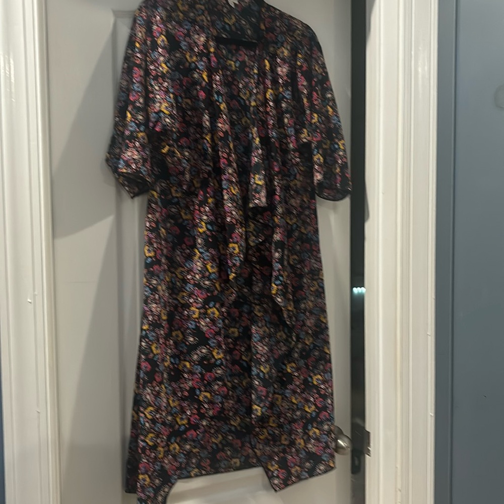 LuLaRoe Lindsay Kimono - size small 0-8